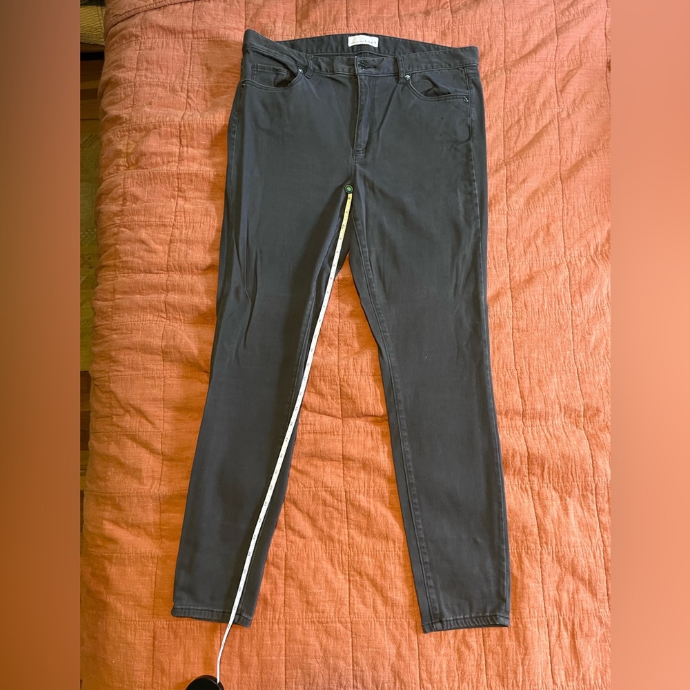 LOFT Gray Legging Size 12